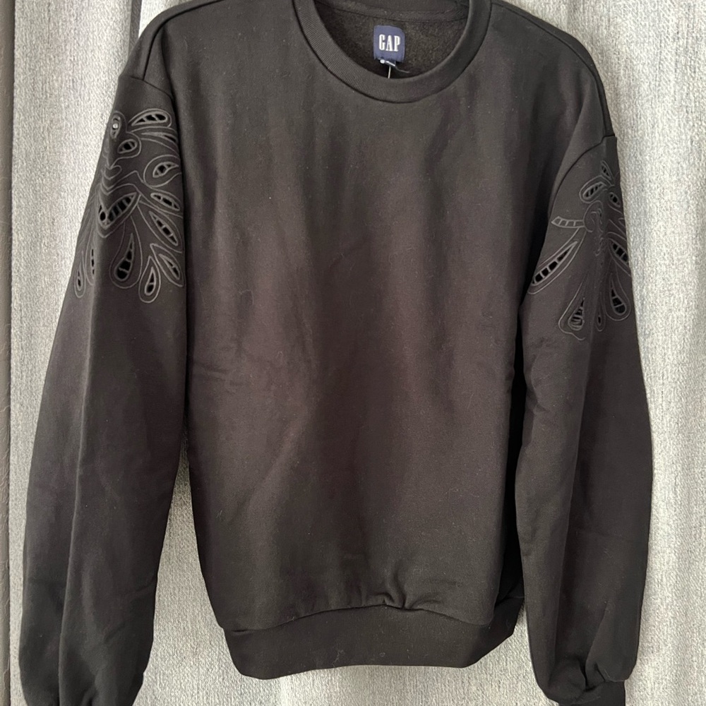 GAP Women’s Black Sweatshirt with Unique Shoulder Details